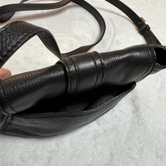 Michael Kors Charlton Leather Crossbody Handbag Gold Buckle Adjustable Strap - Picture 4 of 7